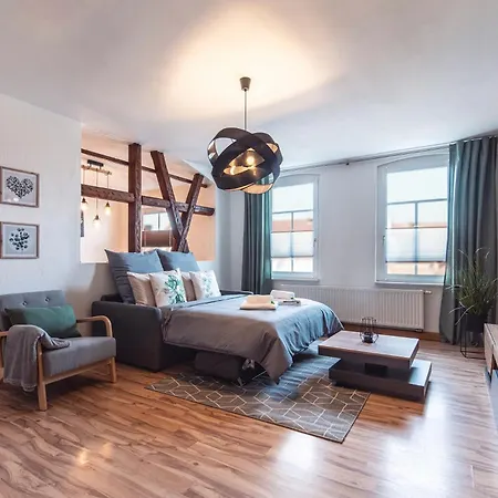 Grosszuegiges - Zentral - Kueche - Familienfreundlich *