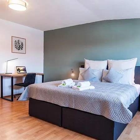 Grosszuegiges - Zentral - Kueche - Familienfreundlich 埃尔福特