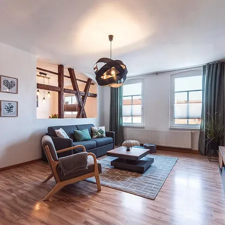 Grosszuegiges - Zentral - Kueche - Familienfreundlich