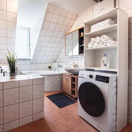 شقة Grosszuegiges - Zentral - Kueche - Familienfreundlich *