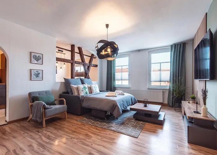 Grosszuegiges - Zentral - Kueche - Familienfreundlich *