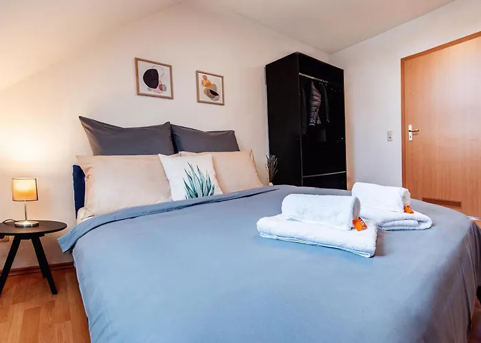 Grosszuegiges - Zentral - Kueche - Familienfreundlich *