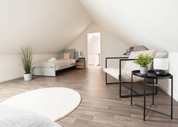 Grosszuegiges - Zentral - Kueche - Familienfreundlich Appartamento *